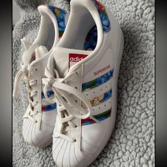 adidas gazelle silver green womens Adidas Women's Taekwondo 'Floral' Cream White / Gold Metallic / Gum Slip On  Sneakers